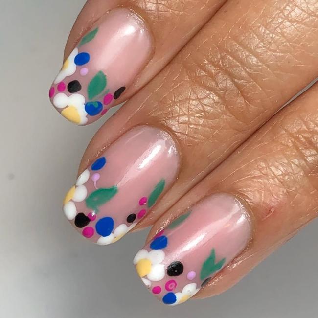 Melanie Lewendon Nail Artist Training photo 2